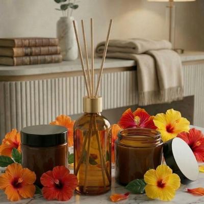 3 Lü Set Amber Çiçeği Kokulu Bambu Çubuklu Oda Kokusu ve Amber Çiçeği Kokulu Mumlar