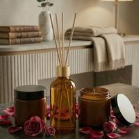 3 Lü Set Gül Kokulu Bambu Çubuklu Oda Kokusu ve Gül  Kokulu Mumlar