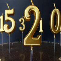 Altın Rengi ( Gold ) Sayılı Pata Mumu Sekiz ( 8 )
