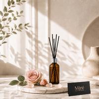 Gül Kokulu Çubuklu Oda Kokusu - Amber Şişe 50 ml