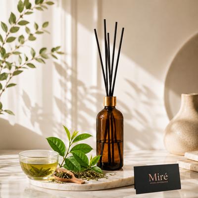Yeşil Çay  Kokulu Çubuklu Oda Kokusu - Amber Şişe 100 ml